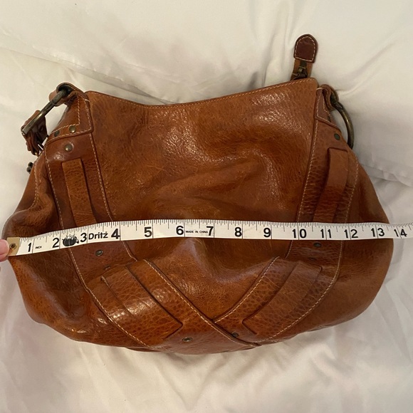 Genuine Frye leather hobo bag. - Picture 10 of 10
